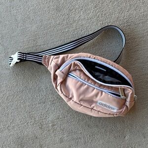 ⭐️ Adidas Small Pink Crossbody Bag/Waist bag - One Size 🚚 Ships Asap!